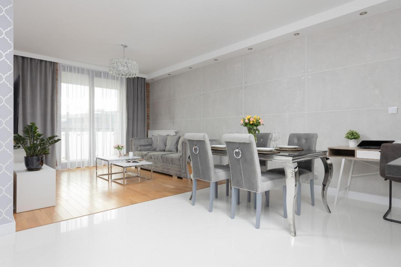 Silver By Renters Prestige * Warsaw